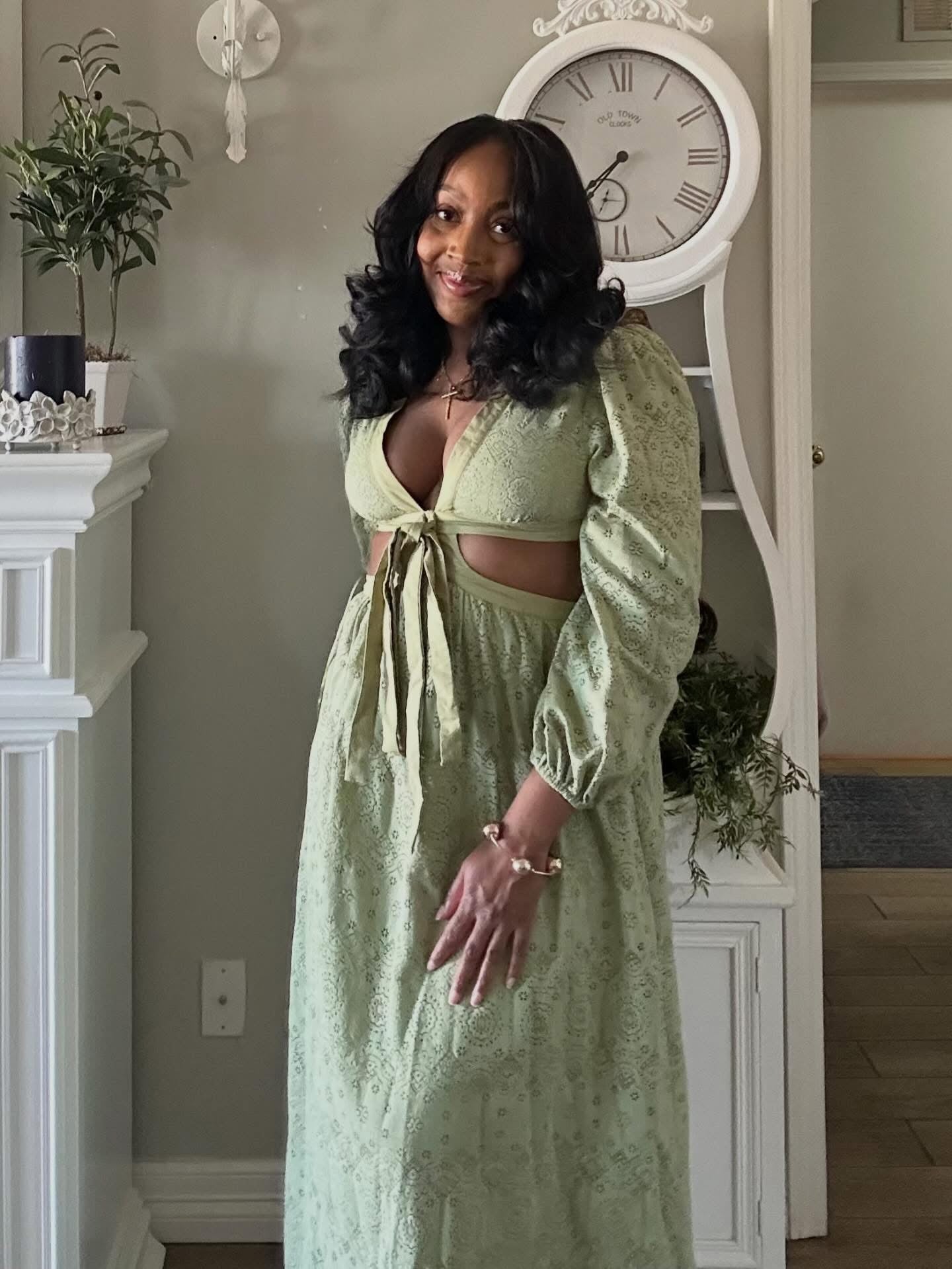 Nicole Midi Dress (Green) (Medium Only)